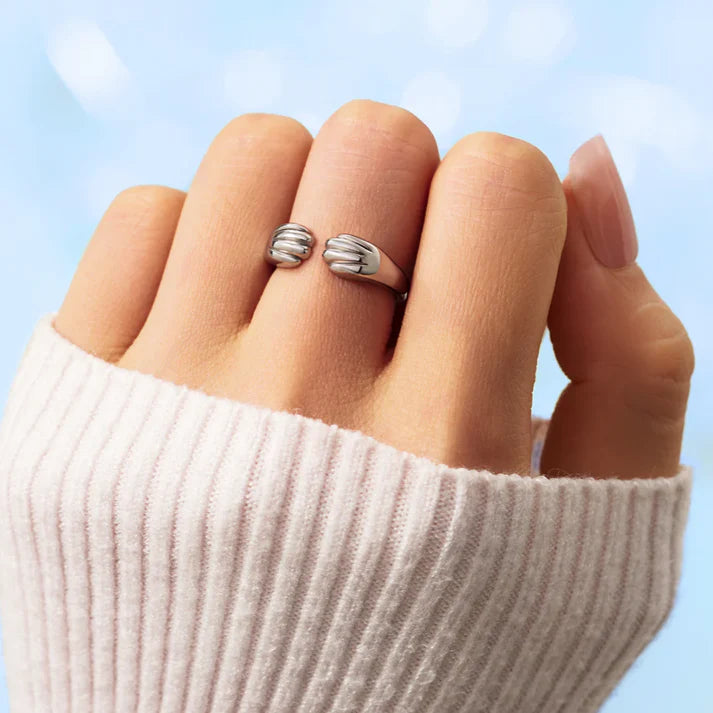 Paw Print Hug Ring